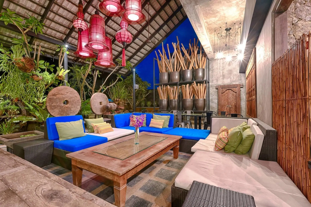 Lot 33 Boutique Hotel