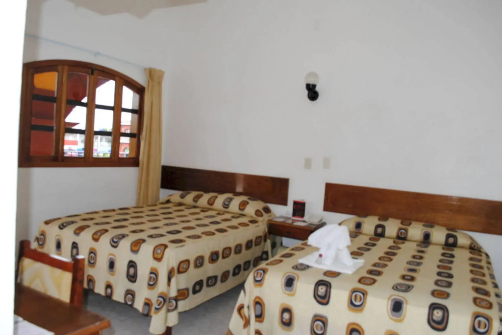 Hotel Arcos del Parque