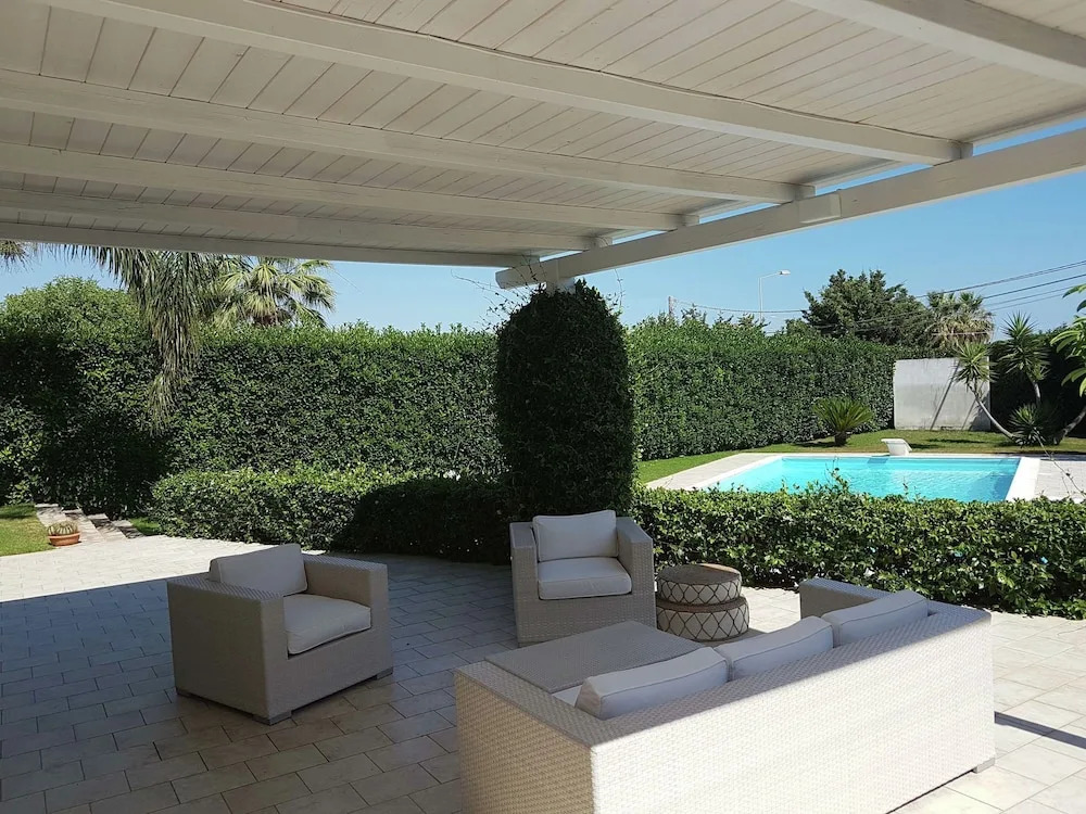Luxurious Villa with Private Pool in Scicli Italy