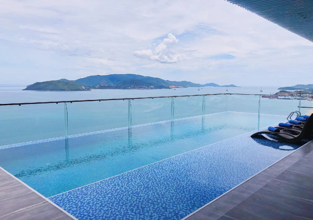Majestic Premium Hotel