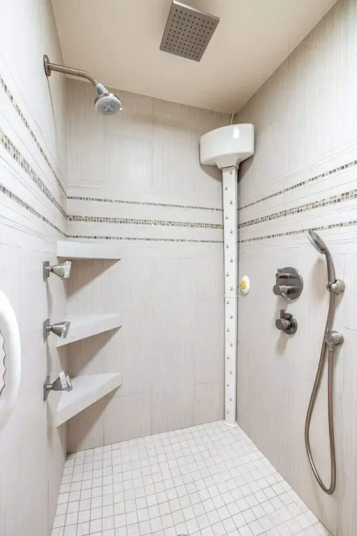 Hot Tub Pool 3bed Home