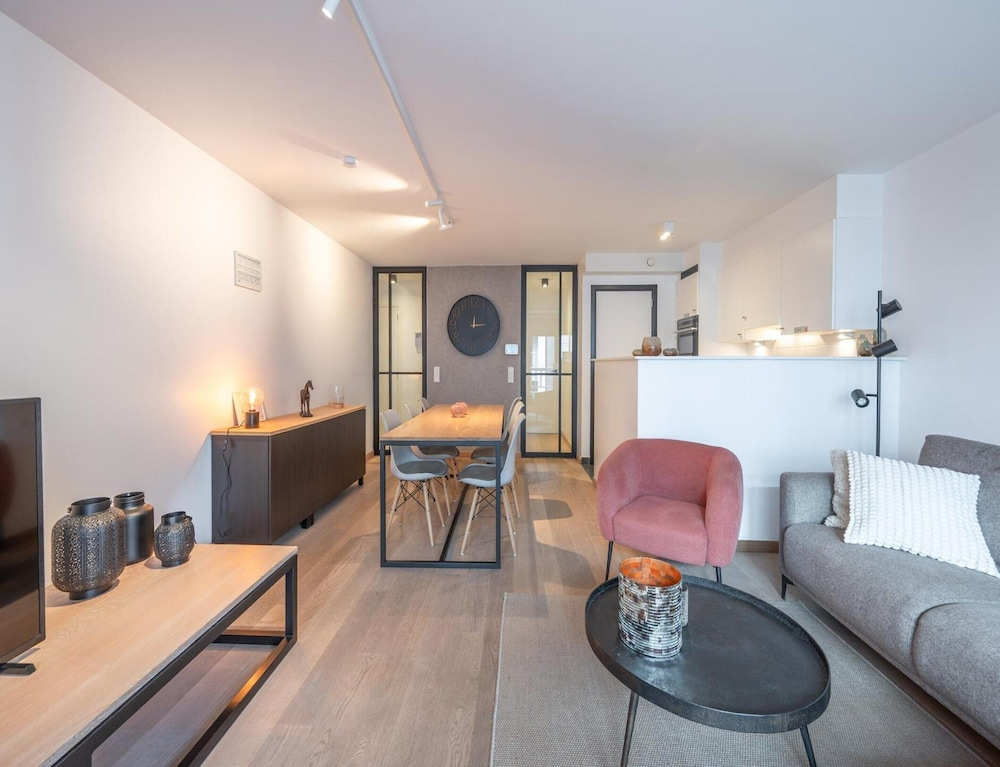 Knokke City Centre Apartment for 6