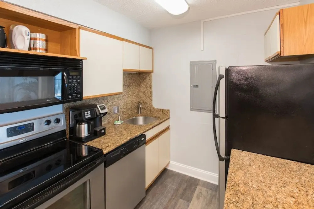 Feeling Tip-sea 2 Bedrooms 2 Bathrooms Condo