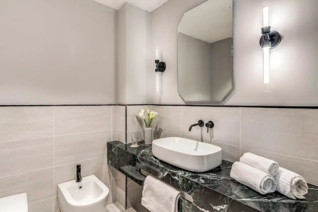 Santa Maria Maggiore Suites Apartments