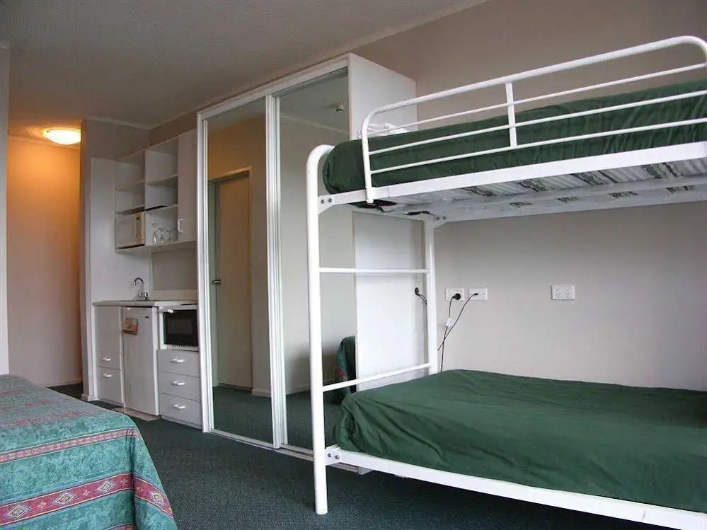 Addison Hotel