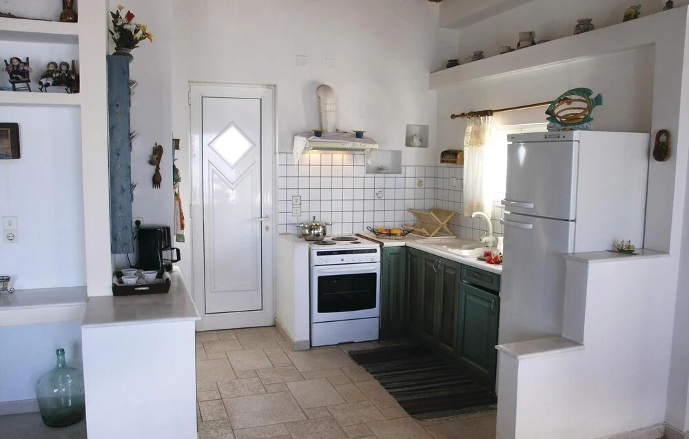 Amazing Home in Kitries Kalamata With Wifi and 2 Bedrooms