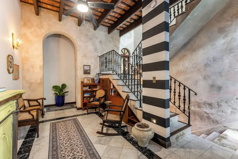 Casa Lucienne