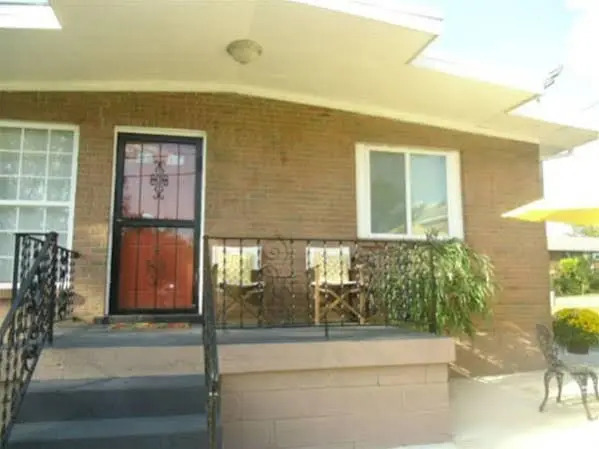 Batavia Suites