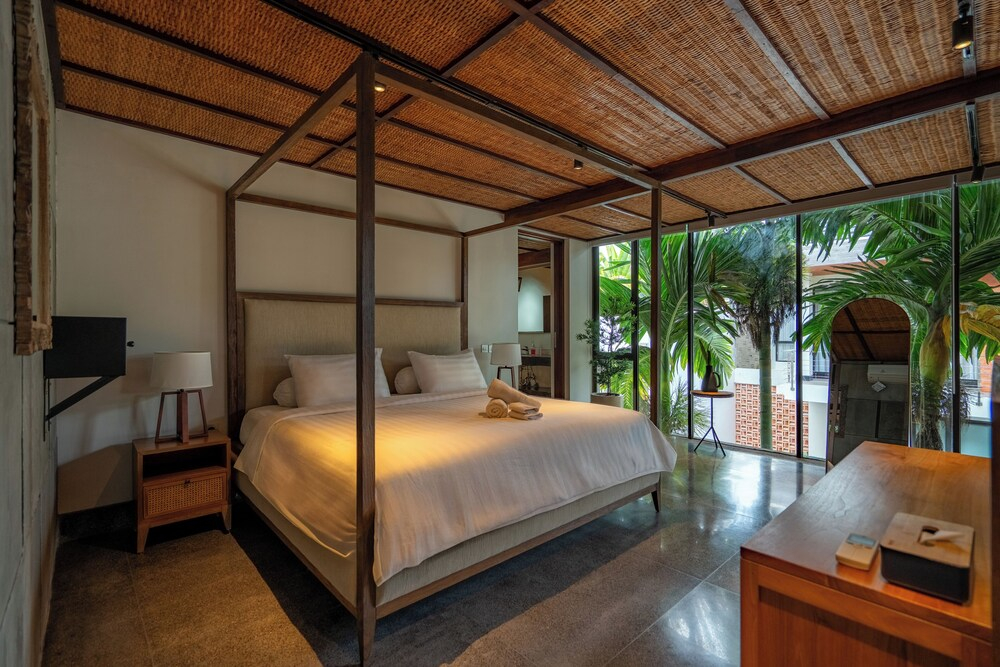 The Hollow Villa by Betterplace