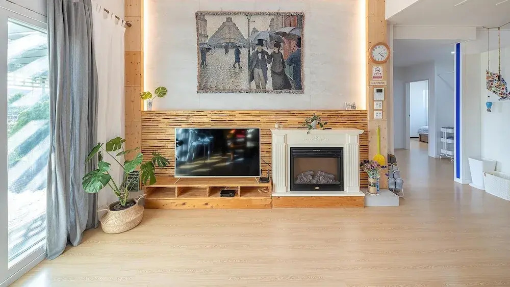 Jeju Jongdalrifeel House