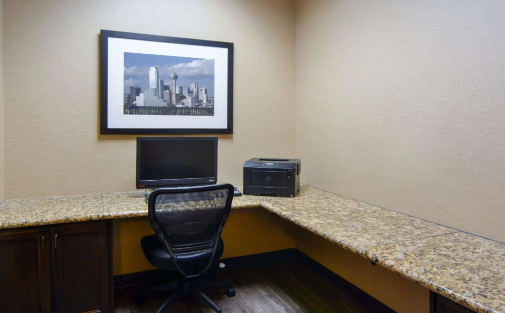 Comfort Suites Frisco