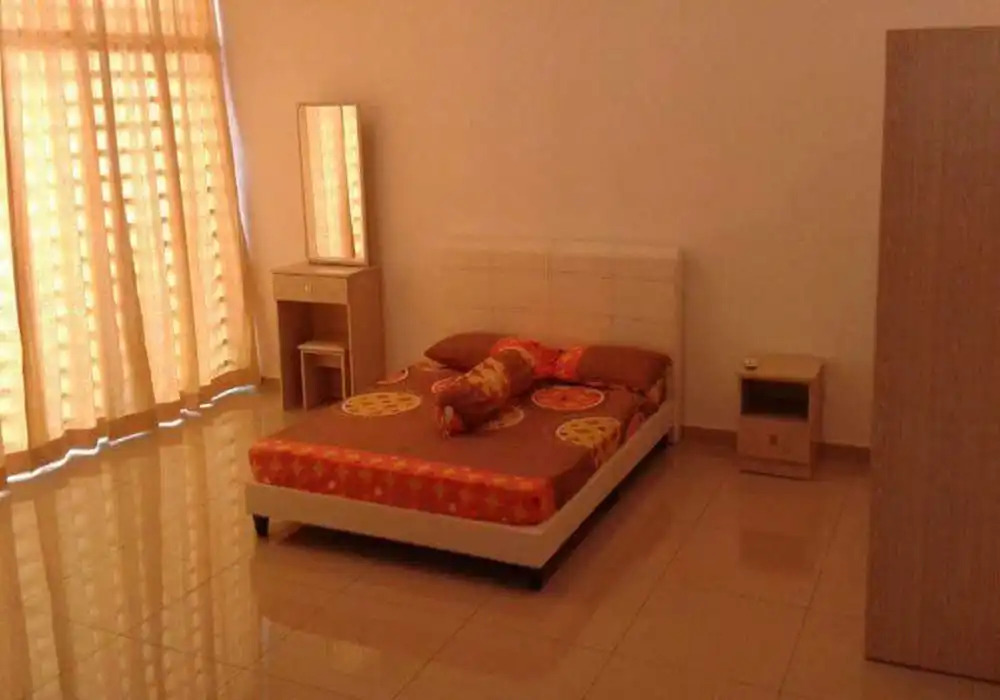 Elessandra 3 Storey 5 Rooms