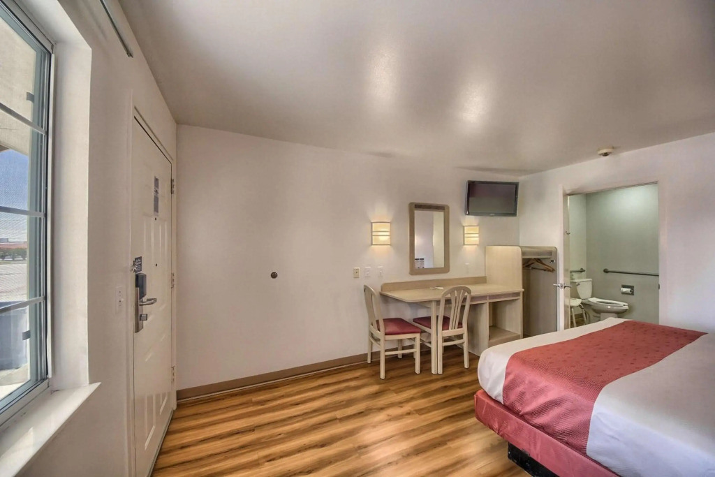 Motel 6-Kerrville, TX