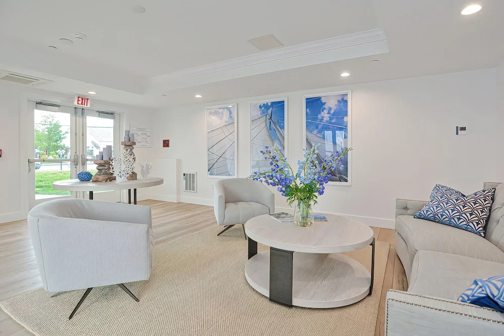 Thomas Sea Suites at Harbourtown
