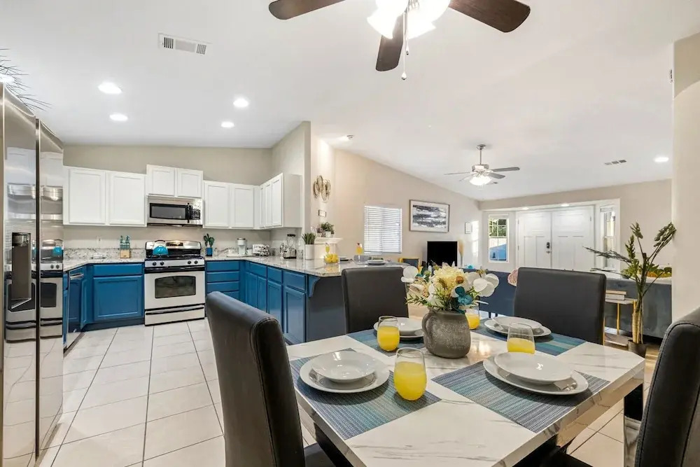 Alligator Vacation Home