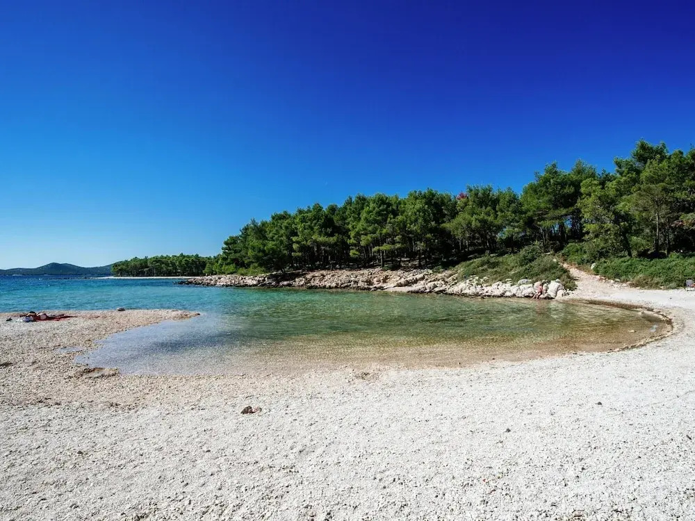 Spacious Holiday Home in Pakoštane near Sea
