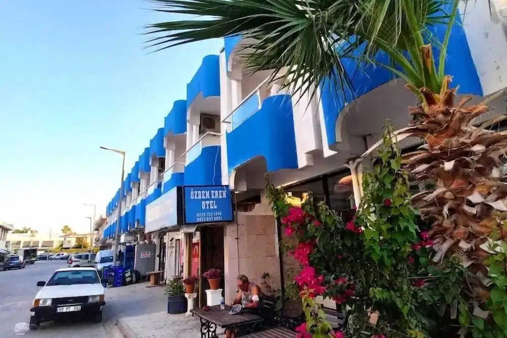 Ozden Eren Hotel