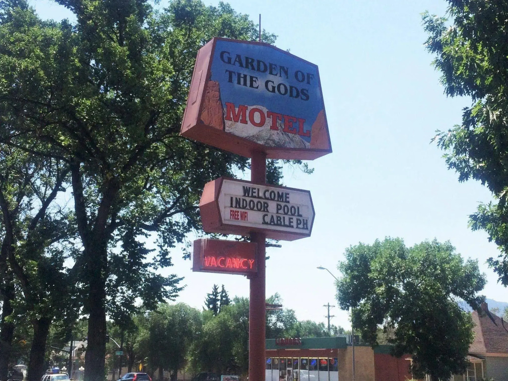 Garden of the Gods Motel