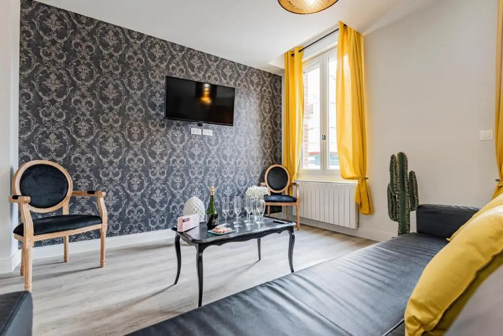 LE FIGARO 1 SUITE PREMIUM (80 m² l'espace est un luxe)