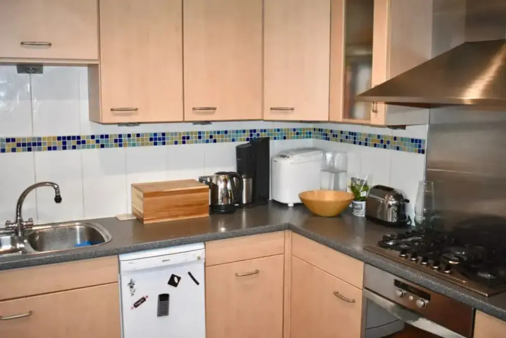 Unique 2 Bedroom Home by Brighton Marina