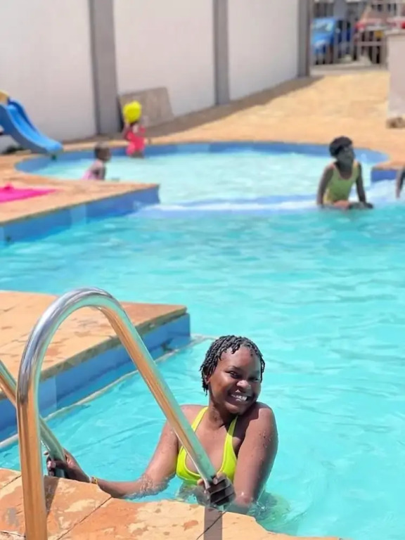 khwesa hotel