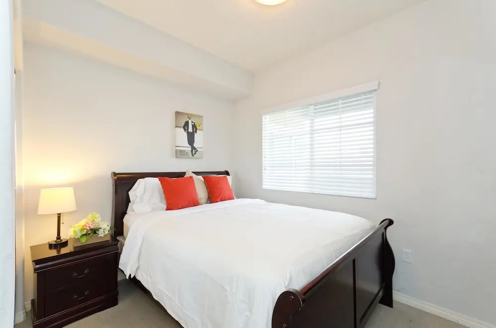 LA007 3 Bedroom Apartment By Senstay