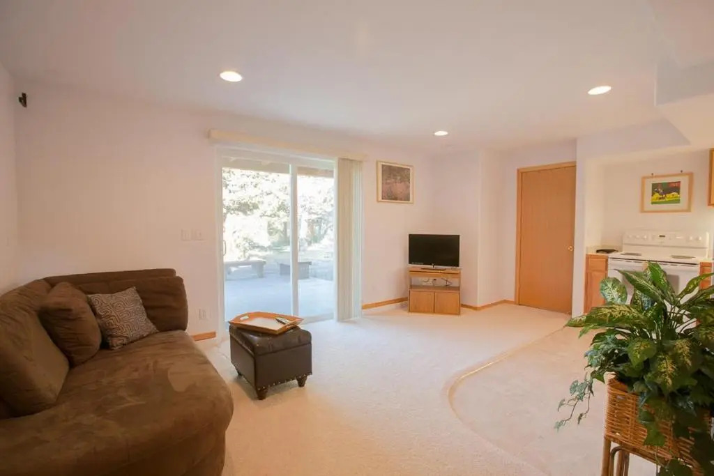 Quiet River-River View-4BR/3.5BA