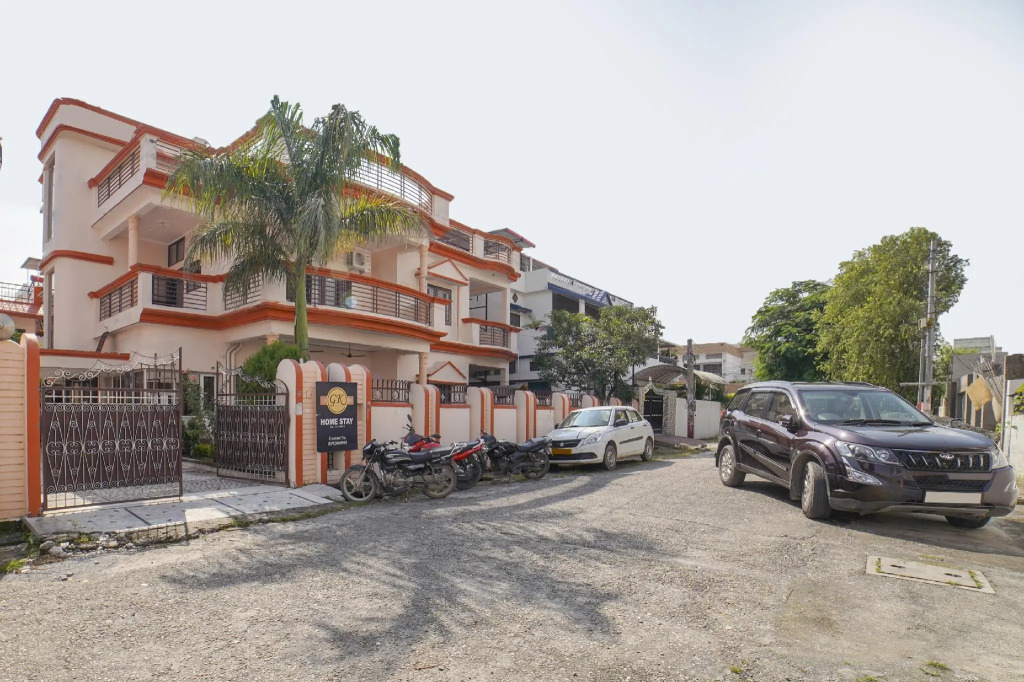OYO Flagship 75529 Gk Villas