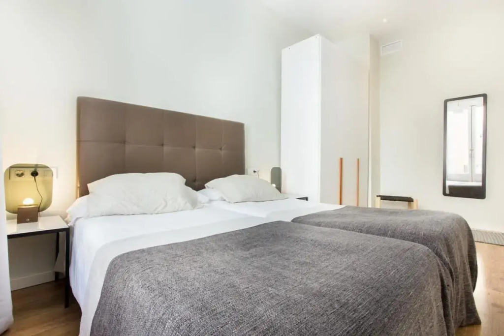 Bright and modern 3bedroom in Las Ramblas 2 1B