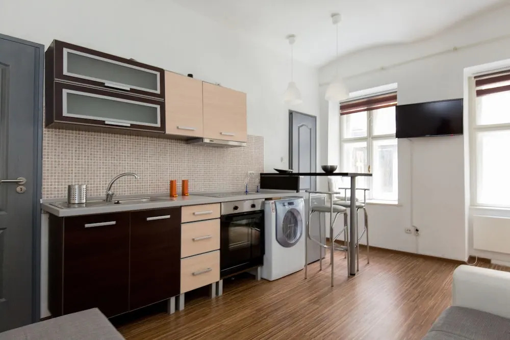 O 40 Apartment