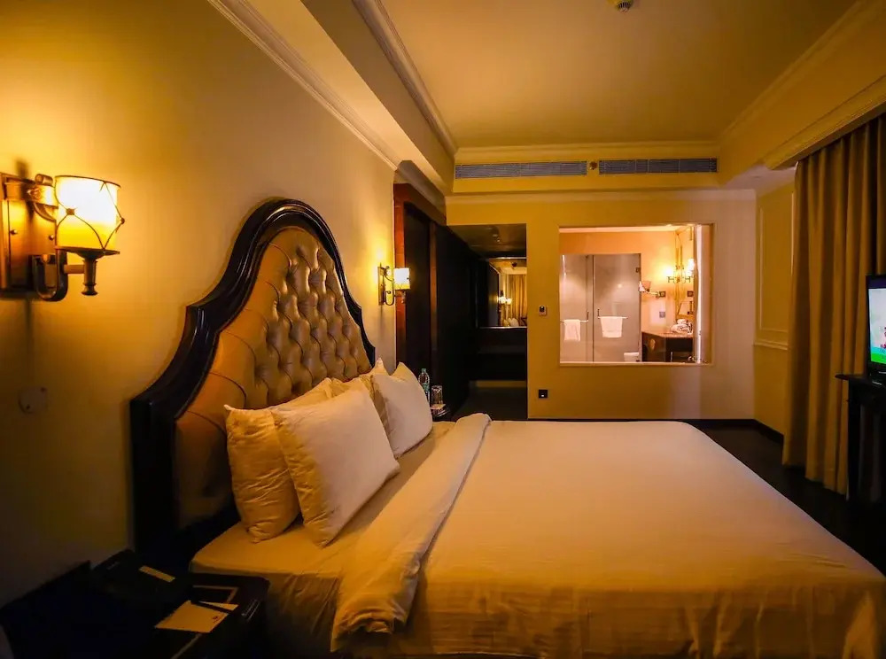 Golden Galaxy Hotels & Resorts