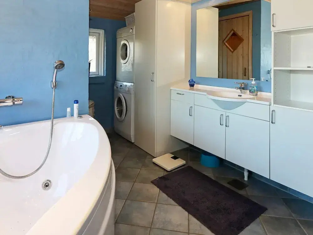 10 person holiday home in Hadsund