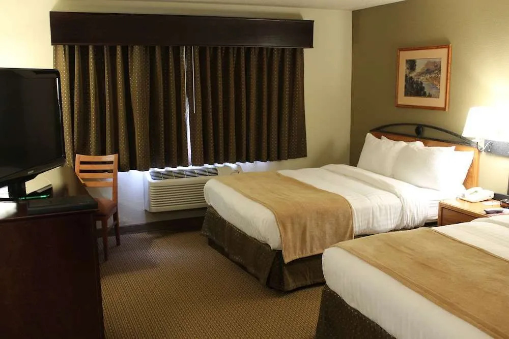 America Inn Lodge & Suites