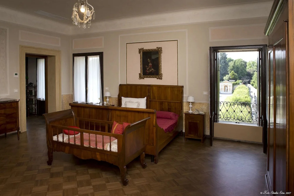 Palazzina di Villa Valmarana