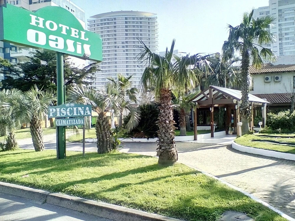 Hotel Oasis