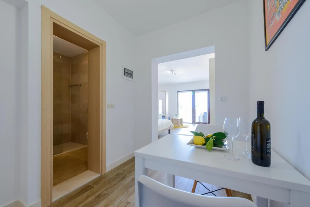 Tandem Apartments with Swimming pool