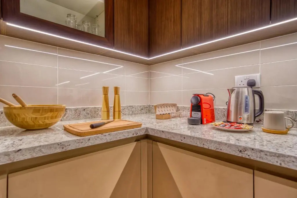Incredible Views From This Classy Apt With Terrace