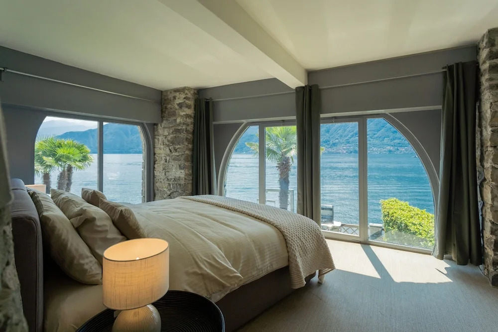 Sala Comacina Villas