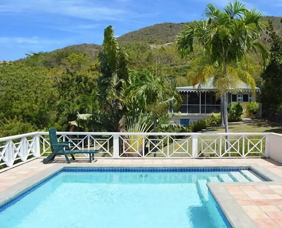 Dolphin House Villa