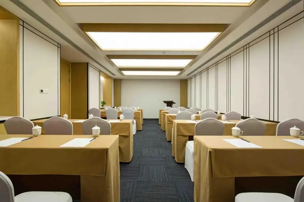 Shuguangwei Hotel (Hefei Swan Lake)
