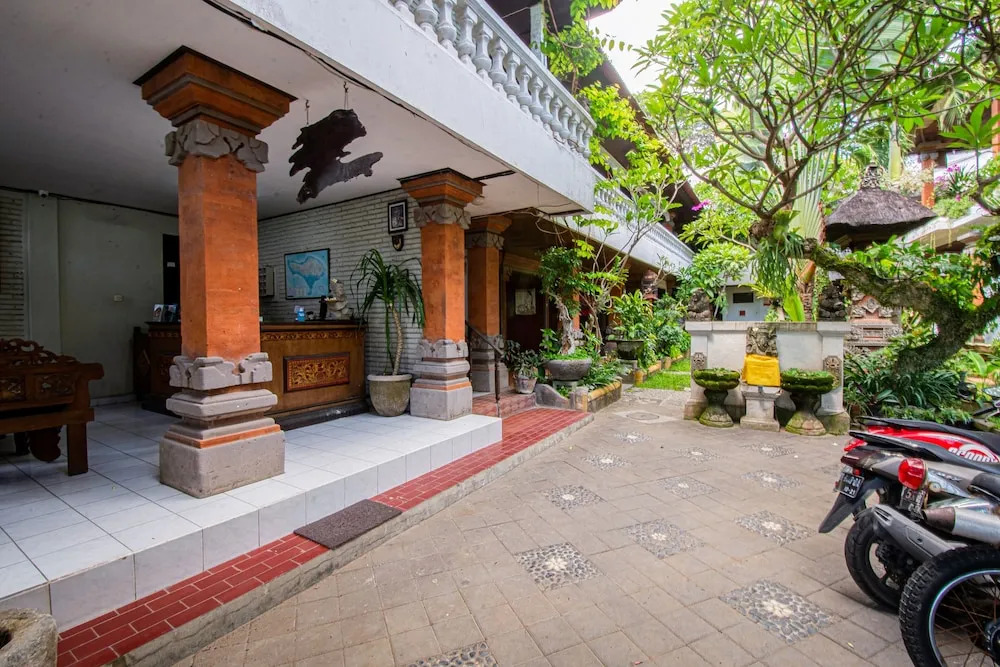Urbanview Hotel Ananda Beach Sanur