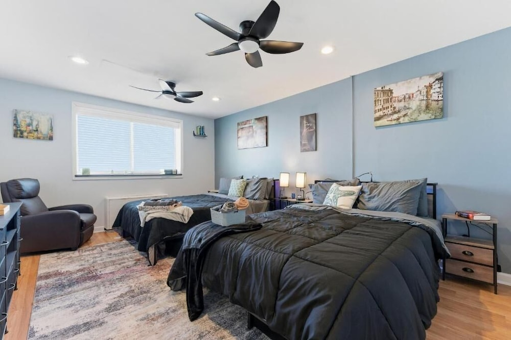 The ATL Sky Suite 3BR Downtown Penthouse