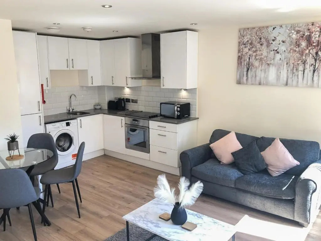 Morland House Apartments
