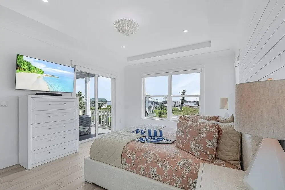 673 White Sands Retreat: Bay Views, Pool, Elevator 5 Bedroom Home