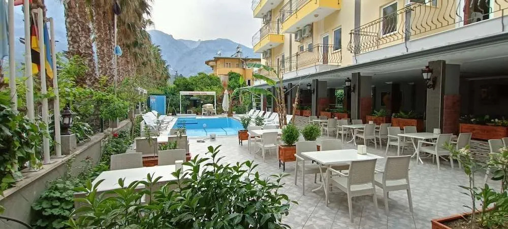Santana Hotel