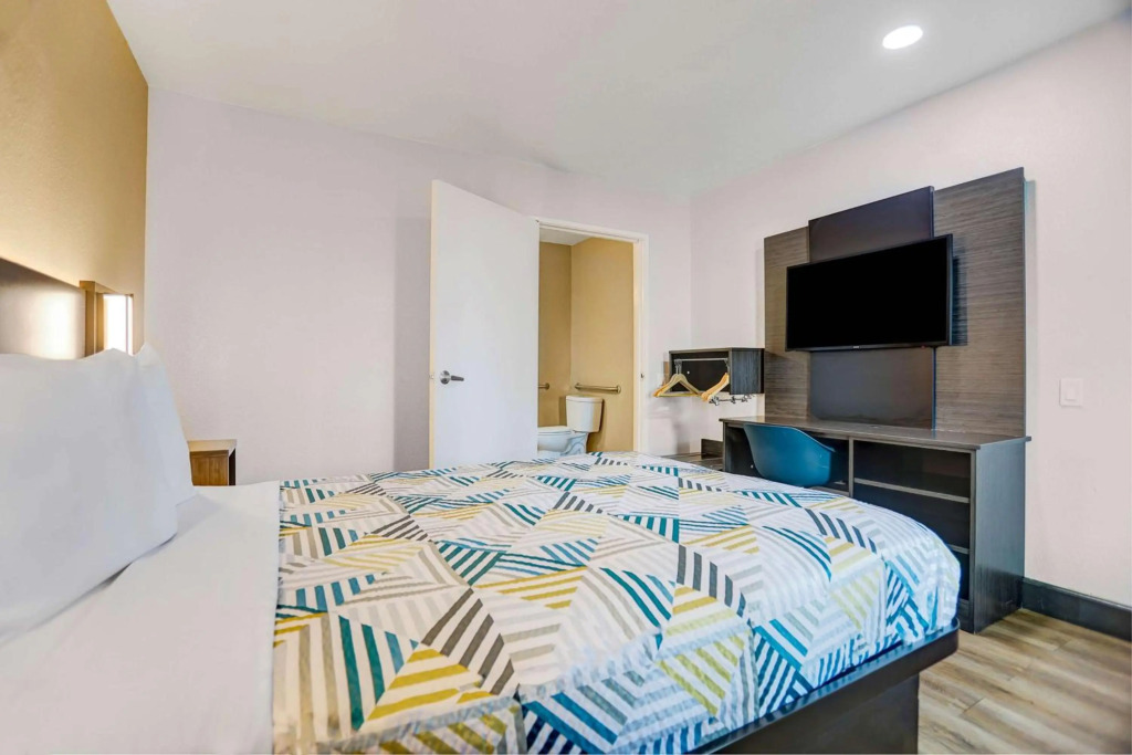 Motel 6-San Bernardino, CA - South