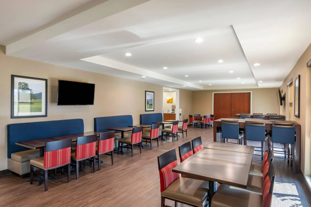 Comfort Inn & Suites Charlottesville Hollymead Town Center