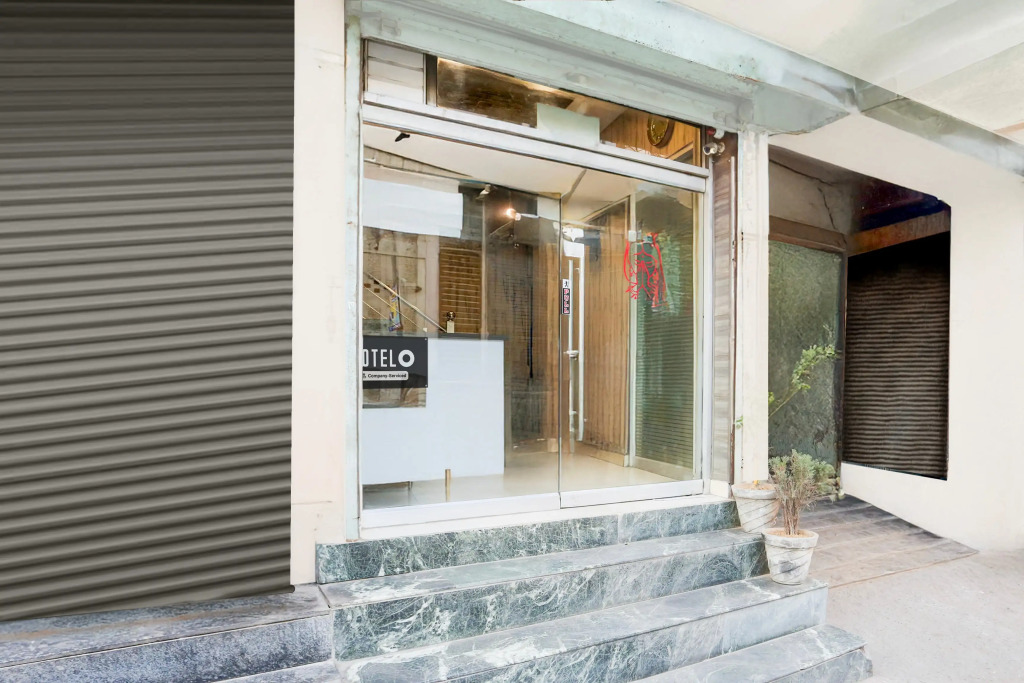Hotel O by OYO Subhani Building Formerly Hotel Amandeep