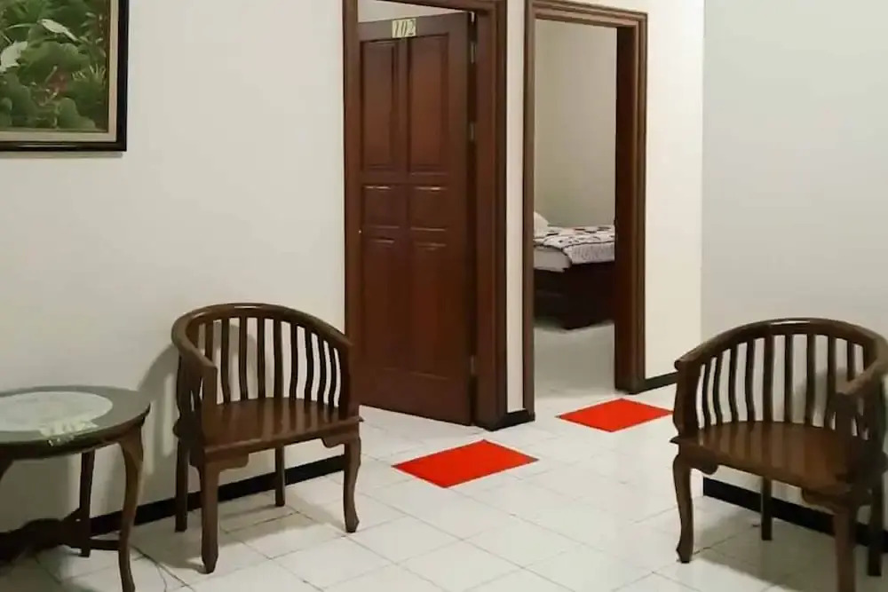 KoolKost @ Raya Manyar