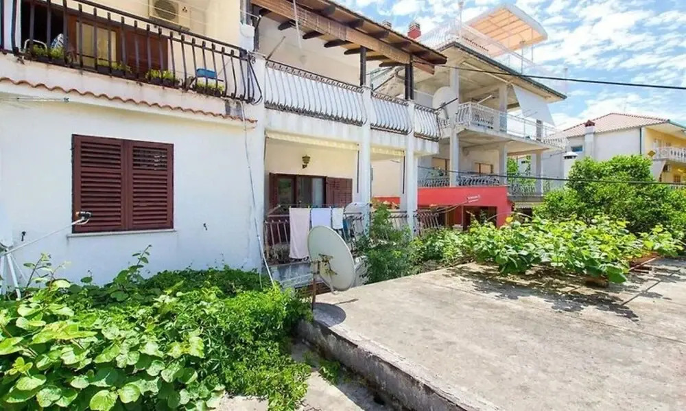 Bepoto - Family Apartment With Terrace - A1